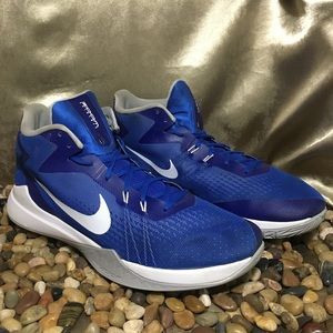 ***Sold Nike Zoom Evidence 14M